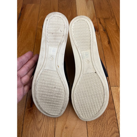 Eileen Fisher Kes 2 Perforated Leather Wedge Sandals Size 8.5 Black GUC - Picture 8 of 9